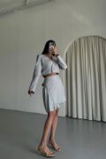 POLYVİSKON CROP CEKET - EKOSE PİLE DETAYLI ETEK TAKIM - Gri resmi